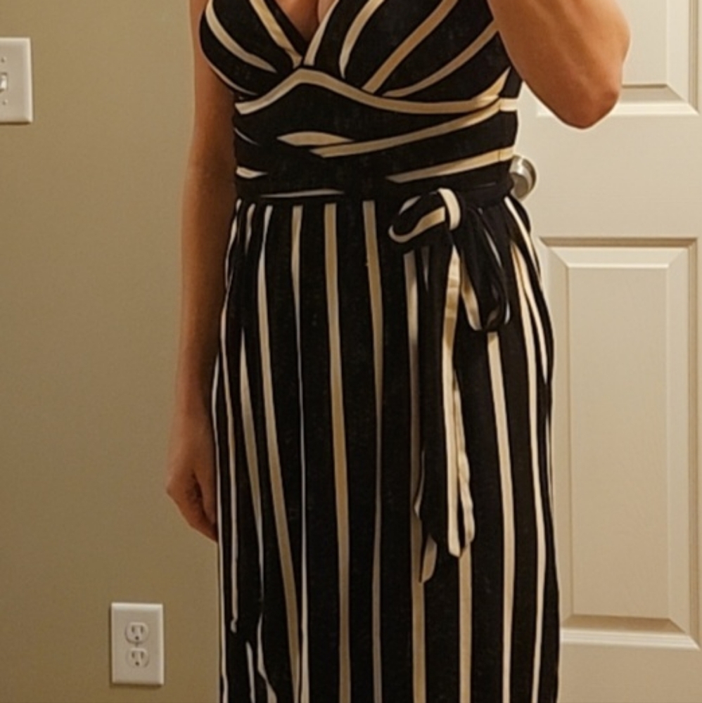 NWOT Midi dress - Picture 3 of 8
